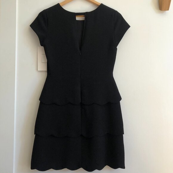 🖤 Club Monaco Little Black Dress (US 2) – Elegant & Timeless - Picture 6 of 8